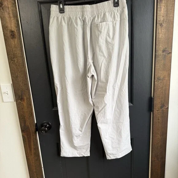 Apana Women's Light Gray Active 7/8 Length Pull-On Athleisure Pants Size Large - Picture 8 of 9